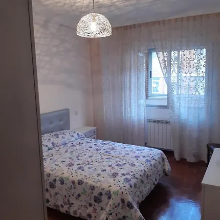 La Bien Cercada Daire Zamora